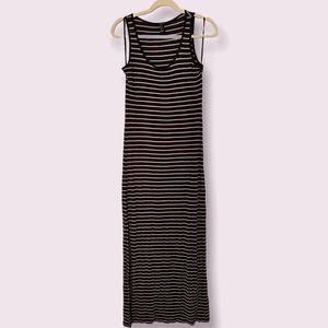 Forever 21- Navy Blue and Tan Sleeveless Maxi Dress- Size Small